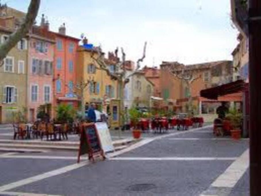 Votre Sejour Cosy A Frejus! Apartamento Exterior foto