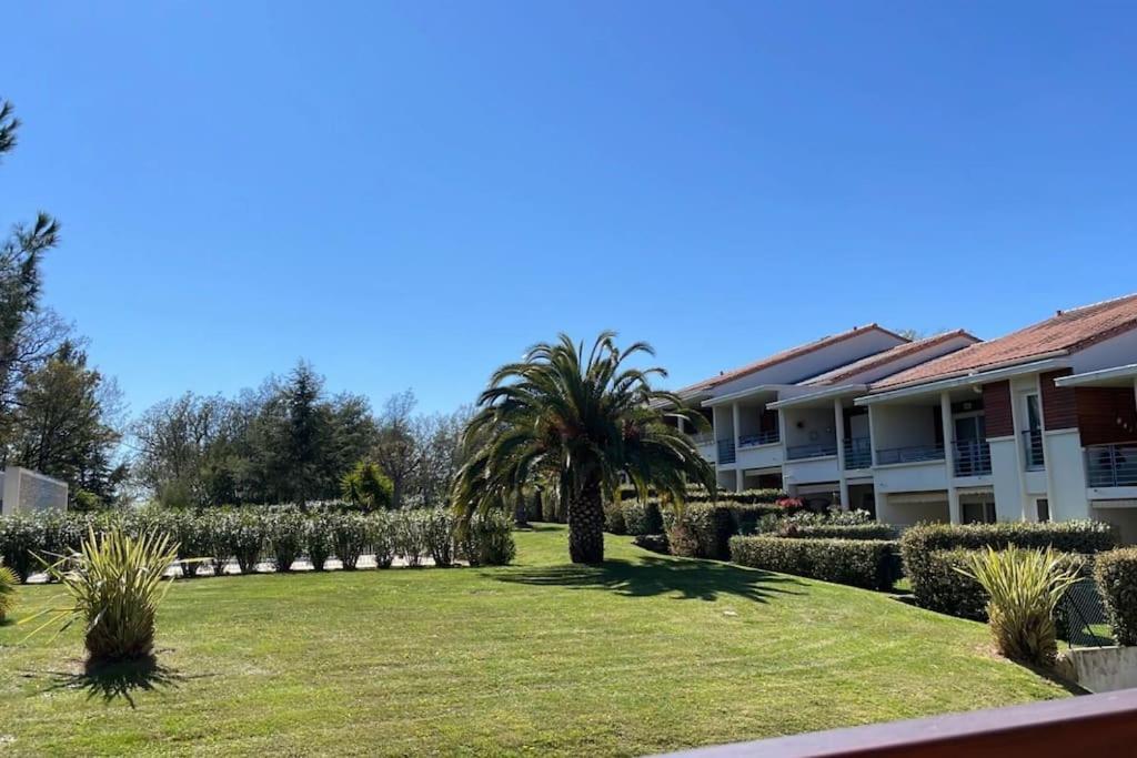 Votre Sejour Cosy A Frejus! Apartamento Exterior foto