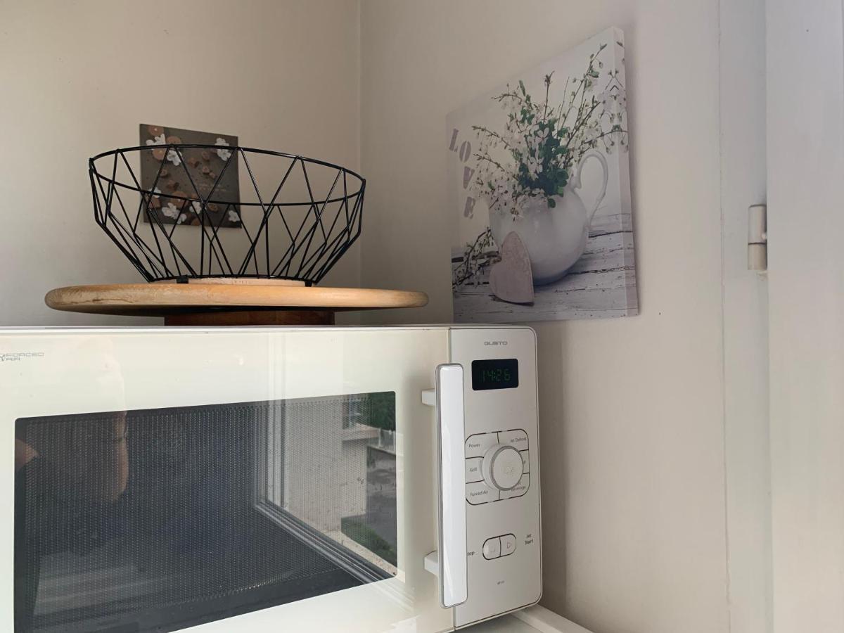 Votre Sejour Cosy A Frejus! Apartamento Exterior foto