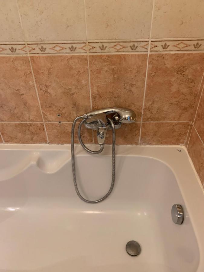 Votre Sejour Cosy A Frejus! Apartamento Exterior foto